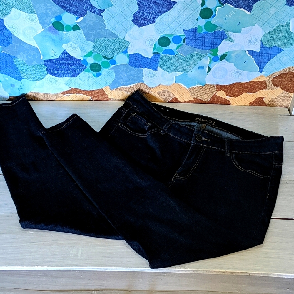 Rue 21 mid rise jeggings size 14R